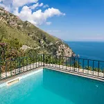 Seacliff Heaven - De Vivo Realty