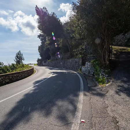 De Vivo Realty - Seacliff Heaven Villa Positano