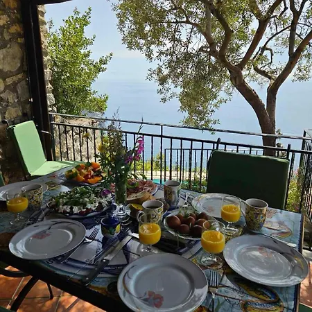 De Vivo Realty - Seacliff Heaven Villa