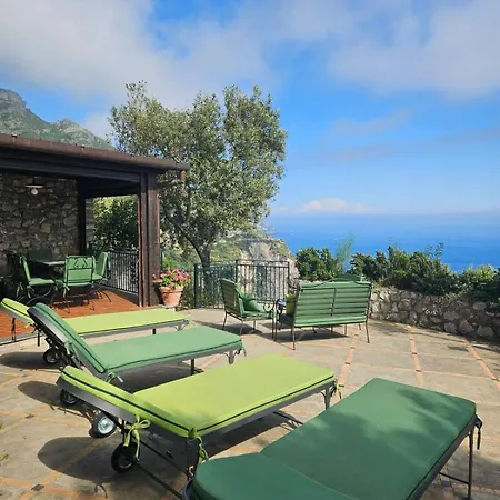 Villa De Vivo Realty - Seacliff Heaven *