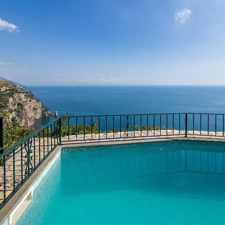 Seacliff Heaven - De Vivo Realty Villa *
